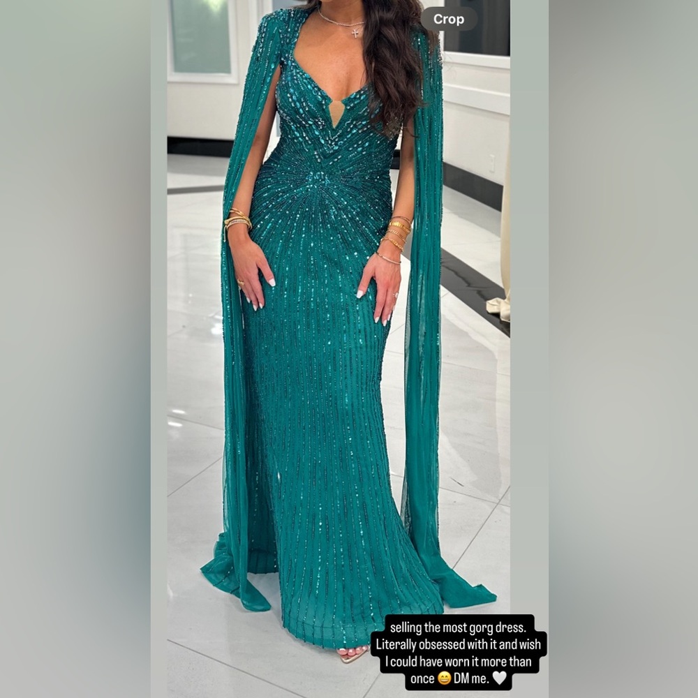 Elegant Teal Evening Gown